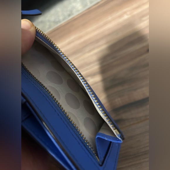 Kate Spade Wallet - Picture 5 of 5